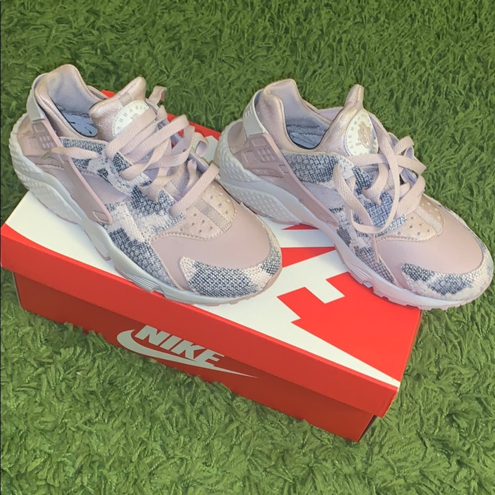 Nike Huaraches